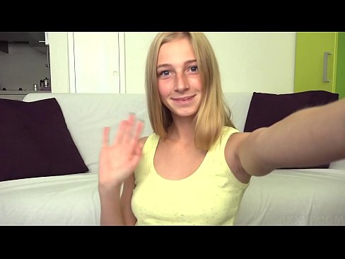 ❤️ Quand je m'ennuie, je me masturbe paresseusement ma chatte rose ❤️❌ Porno at us ❌